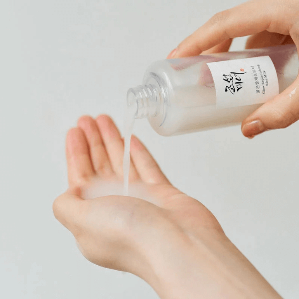 Texture laiteuse et légère du toner Beauty of Joseon au riz