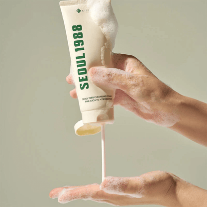 Texture de la mousse nettoyante K-Secret Seoul 1988 au pin, cica et probiotiques