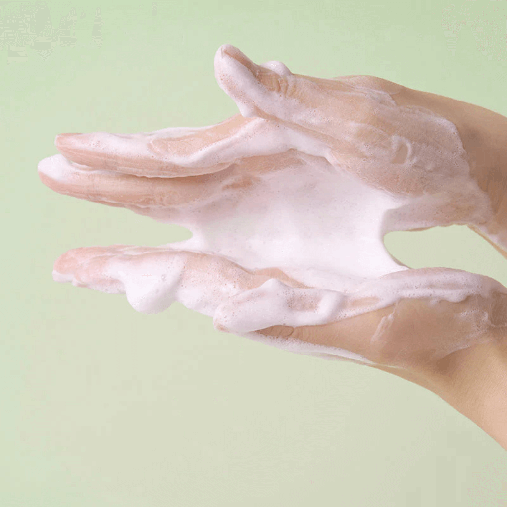 SKIN1004 Madagascar Centella Tea Trica BHA Foam